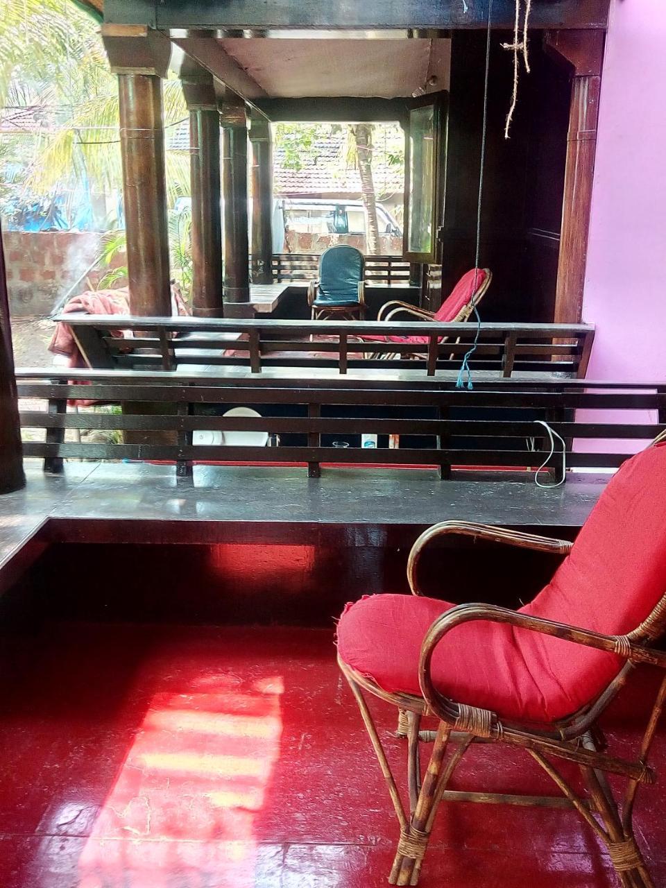 帕罗林 Casa Fiesta酒店 外观 照片
